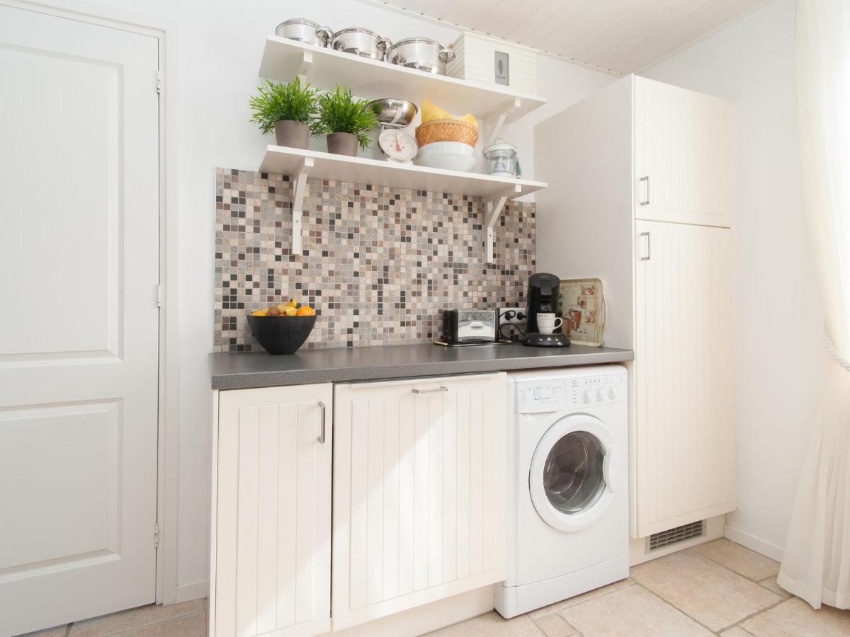 Cozy Holiday Home In Julianadorp With Garden Exteriör bild